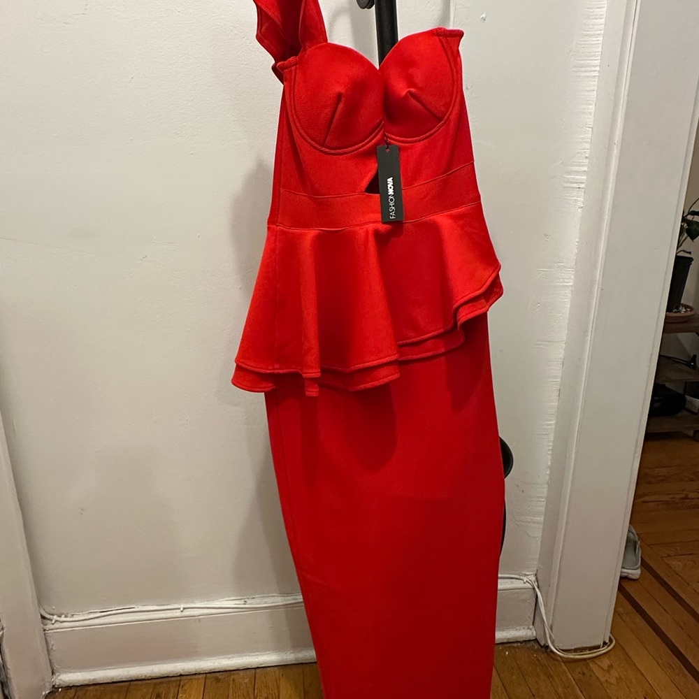 Fashion Nova Red Asymmetrical Ruched One Shoulder Dress